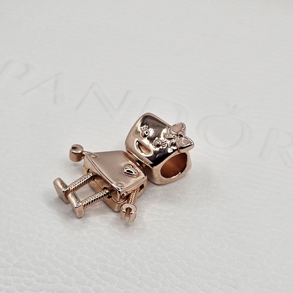 🤖 Authentic Pandora ⭐️RETIRED⭐️ ROSE BELLA BOT - Picture 5 of 7